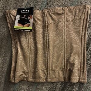 Maidenform Sculpting Waist Nipper in Beige